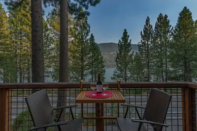 Image de New - Donner Lakefront Luxury