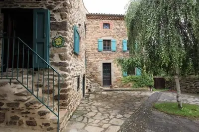 Image de Gîte familial avec grande terrasse à Auzat, proche baignades et sites historiques