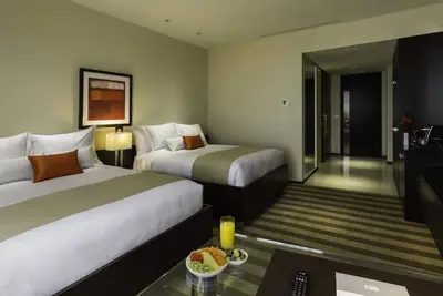 Image de Heavenly Comfortable beds & Pillows! Spacious Room w/ Outdoor Pool and Shuttle