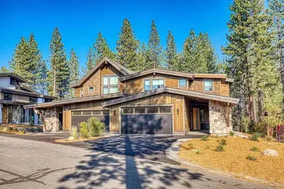 Image de Schaffer’s Mill Masterpiece, 4bdrm, Club Amenities near Lake Tahoe!
