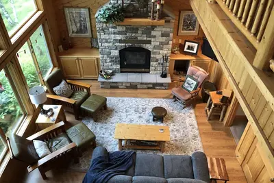 Image de 4br/2ba Lakeside Home ideal for experiencing the beauty of the North Woods