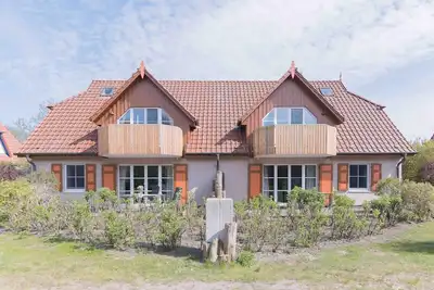 Image de First floor apartment Lf 6. 1 in Haus WindflĂĽchter in Ostseebad Wustrow
