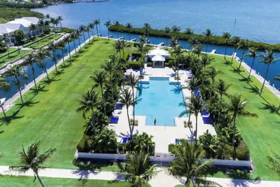Image de Waterfront Luxury Villa w/ Views, Dockage - Latitude Adjustment- Indigo Reef
