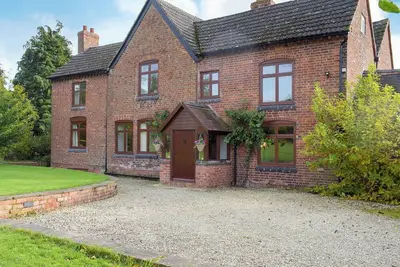 Image de 6 chambres à coucher à Noneley, near Shrewsbury