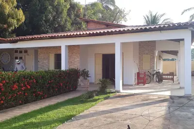 Image de Excelente Casa Com Piscina A 250m Da Praia