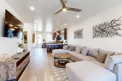 Image de Paradise At The Lofts #40