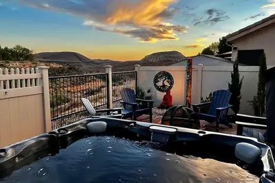Image de The Ultimate Home Base Away From Home - Hot Tub - 23 min to Zion Np