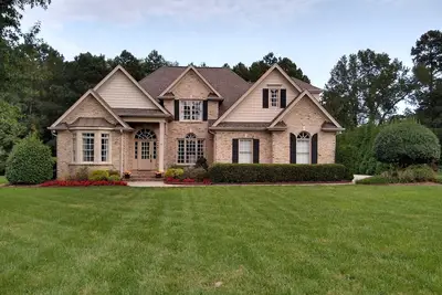 Image de American Dream: 10 miles from Downtown Raleigh