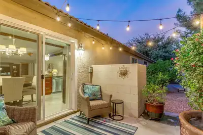 Image de Beautiful 3 bedroom house with pool and hot tub!