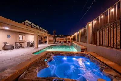 Image de Havasu Hideout Spa Bbq, Gazebo 5 min to lake, water side of the Hwy Pets Ok