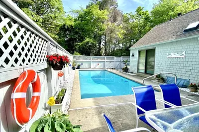 Image de Time for a Capecation! Relax and Enjoy in our New Seabury Pool Villa