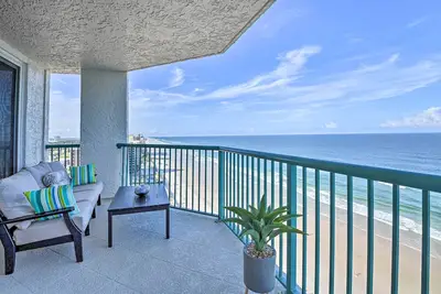 Image de Luxe Daytona Beach Resort Retreat w/ Ocean Views!