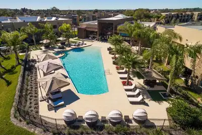 Image de Magic Village Yards 3 B/R Resort Style Townhome w Free Parking&Wi-Fi, Near Disney