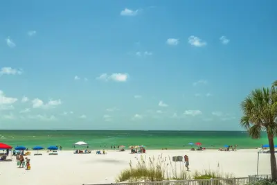 Image de Beach Place 110 3 Br Gulf Front