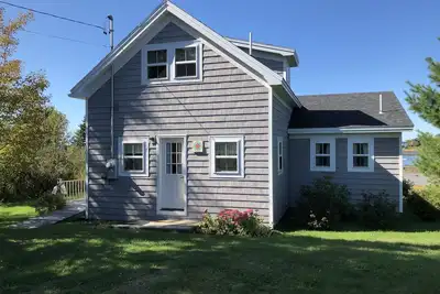 Image de Cottage on Sawyer’s Cove
