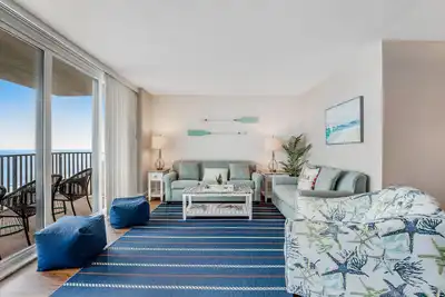 Image de Sea Colony Ocean 14th floor condo with WiFi, basketball court, and tennis court