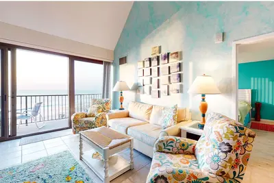 Image de Sea Colony 9th floor condo w/ free WiFi, pool, and balcony with ocean view