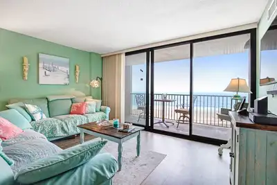 Image de Sea Colony Ocean 7th floor condo w/ pool, shared sauna, and tennis court