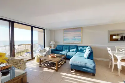 Image de Sea Colony Ocean 5th floor condo w/ balcony, shared sauna, and pool