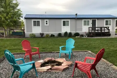 Image de Sandy Foot Retreat in Heart of Garden City  Boat parking & huge yard  #013201