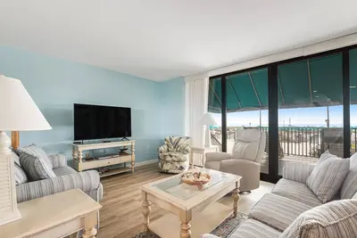 Image de Sea Colony Ocean 1st floor condo with gym, pool, hot tub, & sauna