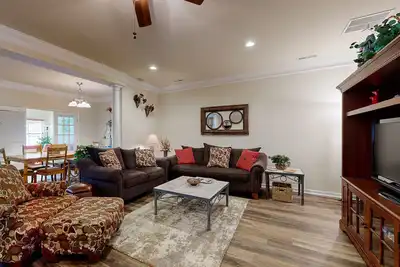 Image de Inviting Millville by the Sea townhouse, community pool & playground