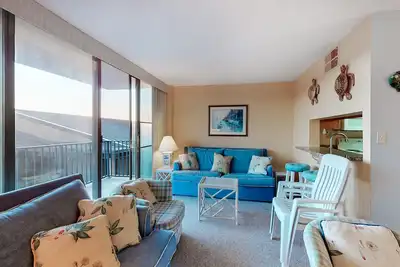 Image de Sea Colony oceanfront 3rd floor condo w/ free WiFi, shared sauna, & tennis court