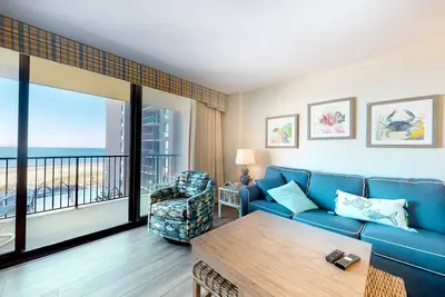 Image de Sea Colony Ocean 5th floor condo w/ tennis court, pool, and elevator