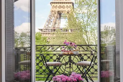 Image de Enjoy Eiffel Tower Sparkle in Grand Style!
