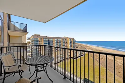 Image de Sea Colony Ocean 8th floor condo w/ pool, free WiFi, & basketball court