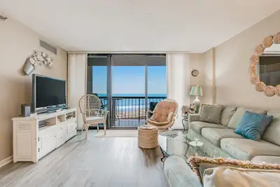 Image de Sea Colony Ocean 6th floor condo w/ shared sauna, elevator, and free WiFi