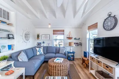 Image de Cottage at Scotch Bonnet | Walk to the Beach!