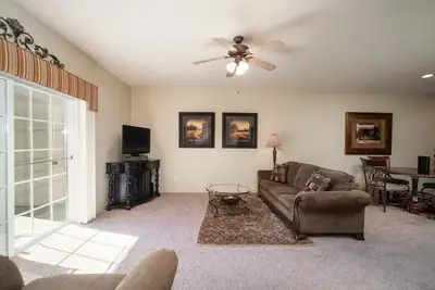1 King Bed, 1ba Golf Condo + Queen Suite (Adjoined)
