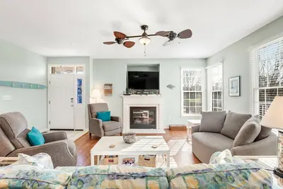 Image de Bear Trap Dunes dog-friendly condo w/ balcony, shared sauna, & golf on-site