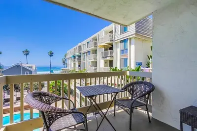 Image de Beachfront 1br Condo | Pool | Hot Tub | Sleep 4