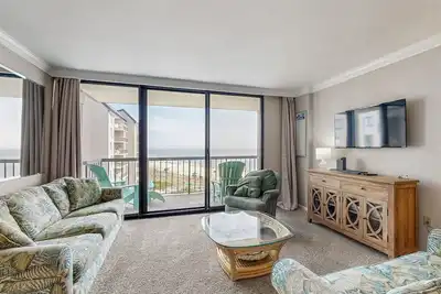 Image de Sea Colony oceanfront 7th floor condo with free WiFi and elevator