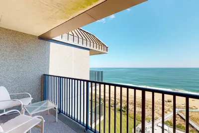 Image de Sea Colony oceanfront 15th-floor condo with pool & tennis/basketball courts