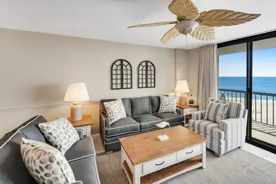 Image de Sea Colony Ocean 6th-floor condo with balcony, pool, hot tub, & ocean view