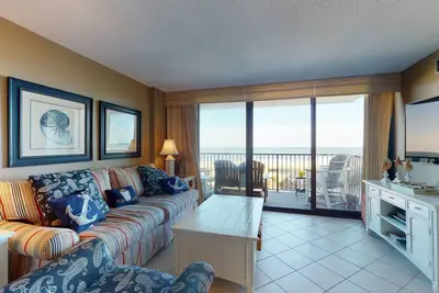 Image de Sea Colony Ocean 3rd floor condo w/ tennis court, elevator, and balcony