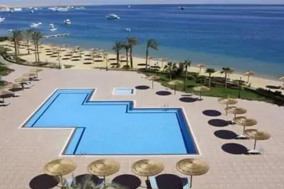 Image de Share pool and private beach in the heart of Hurghada city