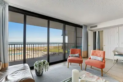 Image de Sea Colony's Edgewater House oceanfront 3rd-floor condo with pool & sauna
