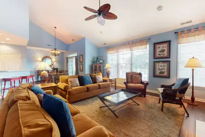 Image de Bear Trap Dunes 2nd floor condo w/ basketball court, free WiFi, and shared sauna