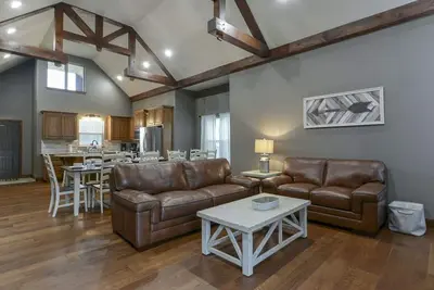 Image de 7br Retreat - Arcade, Pools, Near Lake & Landing!