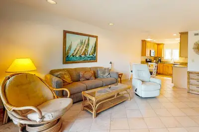 Image de Sea Colony Tennis 1st floor condo w/ free WiFi, gym, and basketball court