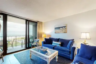 Image de Sea Colony 5th floor condo w/ tennis court, elevator, and gym - ocean view