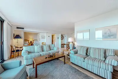 Image de Sea Colony Ocean 2nd floor condo w/ free WiFi, tennis court, and pool