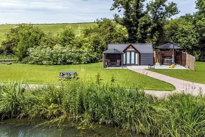 Image de Acorn Lodge At Bridge Lake Farm & Fishery, romantic in Chacombe