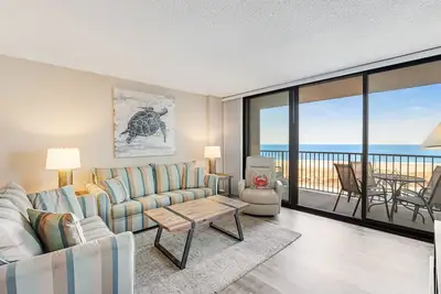 Image de Sea Colony Ocean 4th floor condo with free WiFi, balcony, and pool