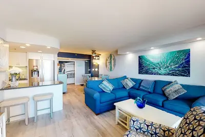 Image de Sea Colony Ocean 2nd floor condo w/ shared sauna, gym, and pool