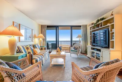 Image de Sea Colony Ocean 6th floor condo w/ pool, gym, and free WiFi